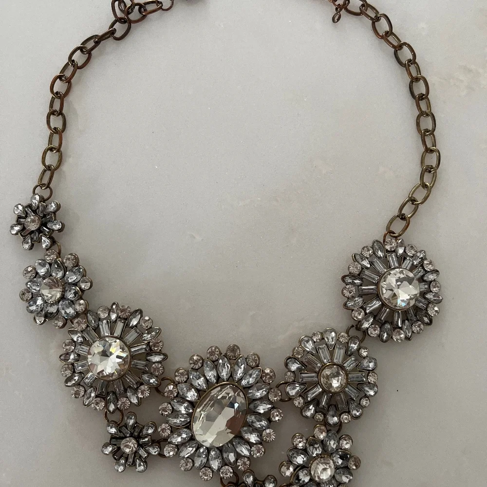 Statement necklace - Picture 1 of 4